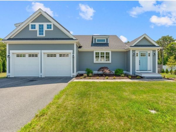 7 Maxwell Lane, Sandwich, MA 02563