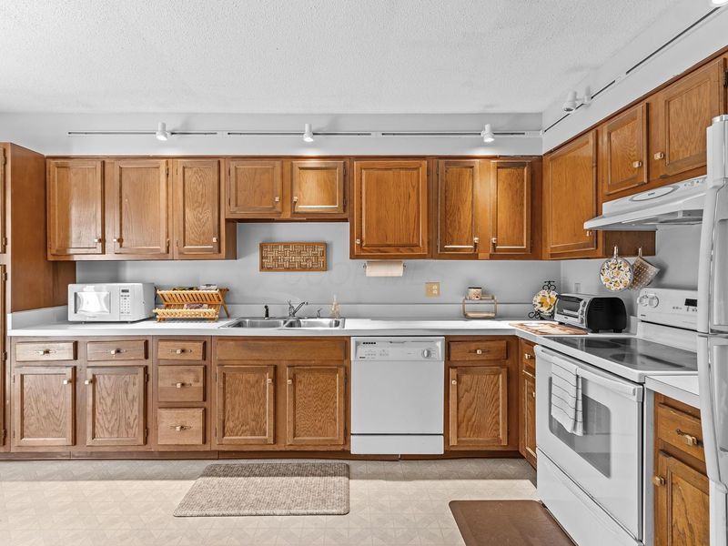 120 Saint Julien Street, Unit 36C, Worthington, OH 43085 Photo 11