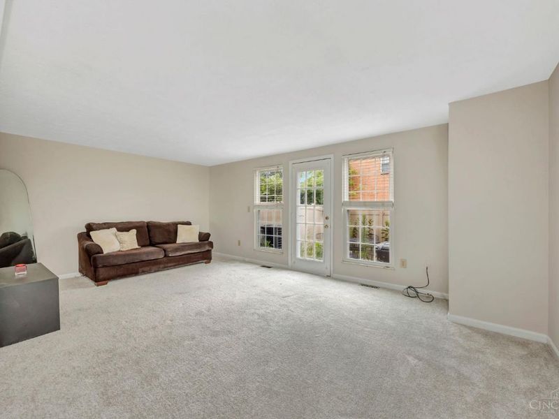 10917 Barrington Court, Sycamore Township, OH 45242 Photo 19