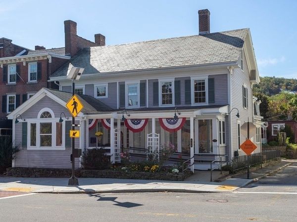 886 Main Street, Unit 2, Fitchburg, MA 01420