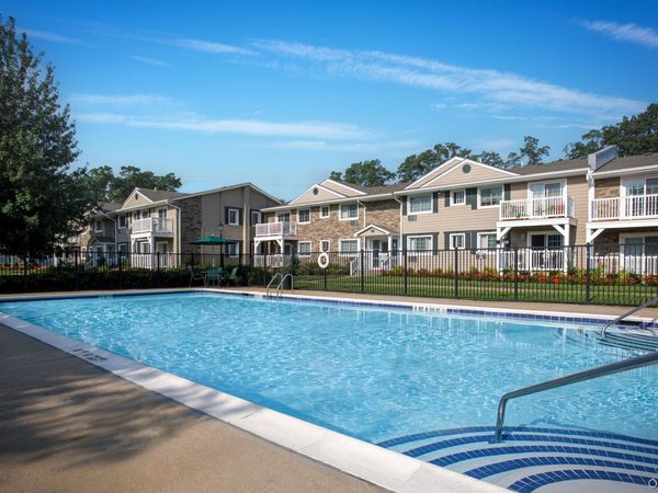 3 Williams Boulevard , Unit 3-2b, Lake Grove, NY 11755
