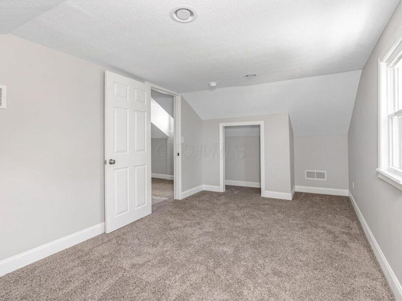 374 S Harris Avenue , Columbus, OH 43204 Photo 13