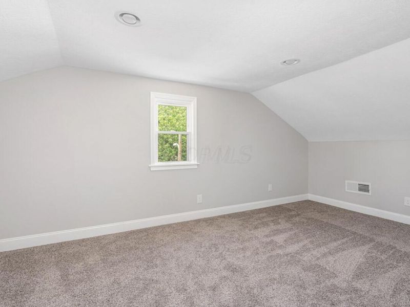 374 S Harris Avenue , Columbus, OH 43204 Photo 14