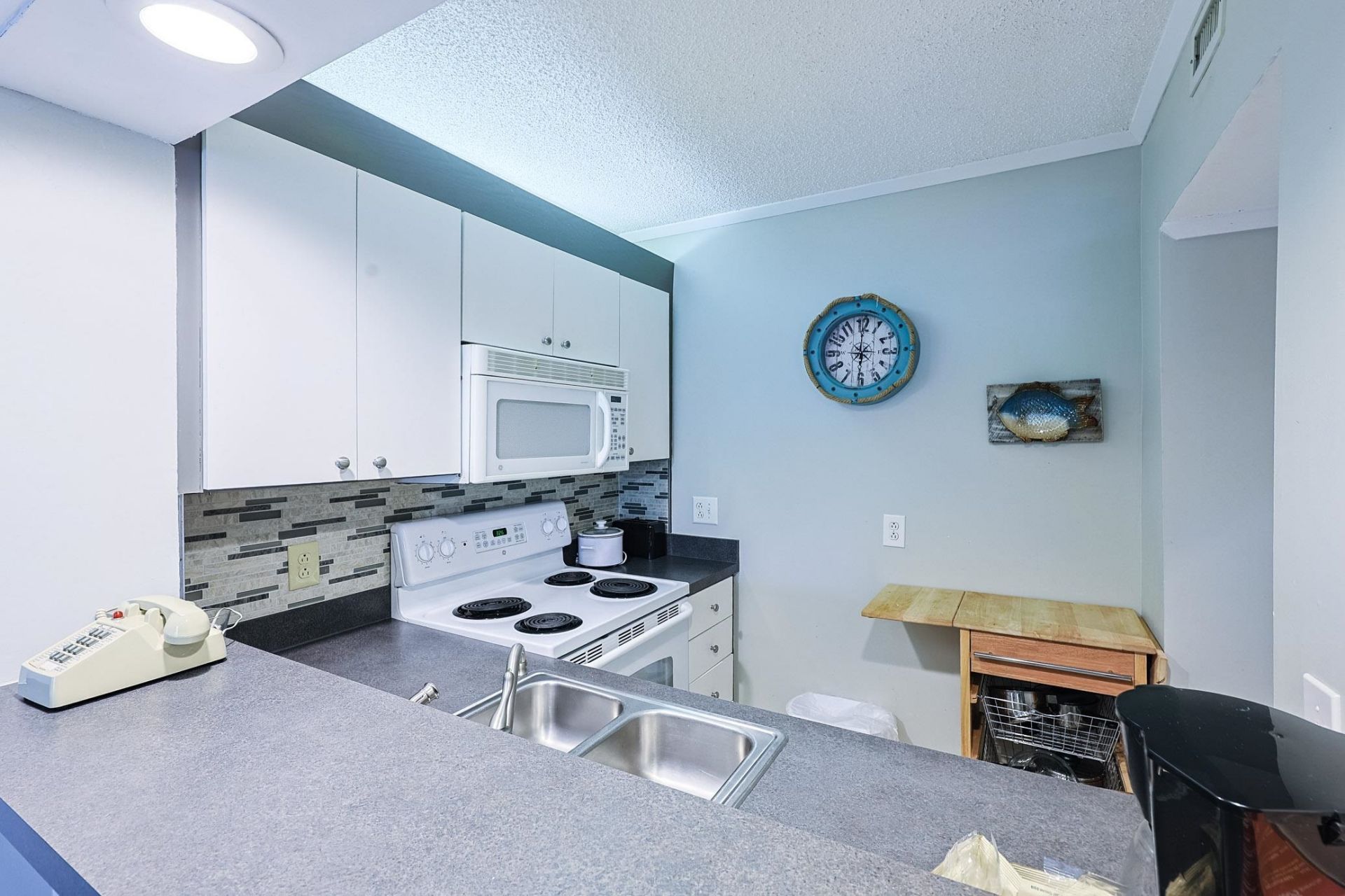 415 Ocean Creek Dr.  Photo 8