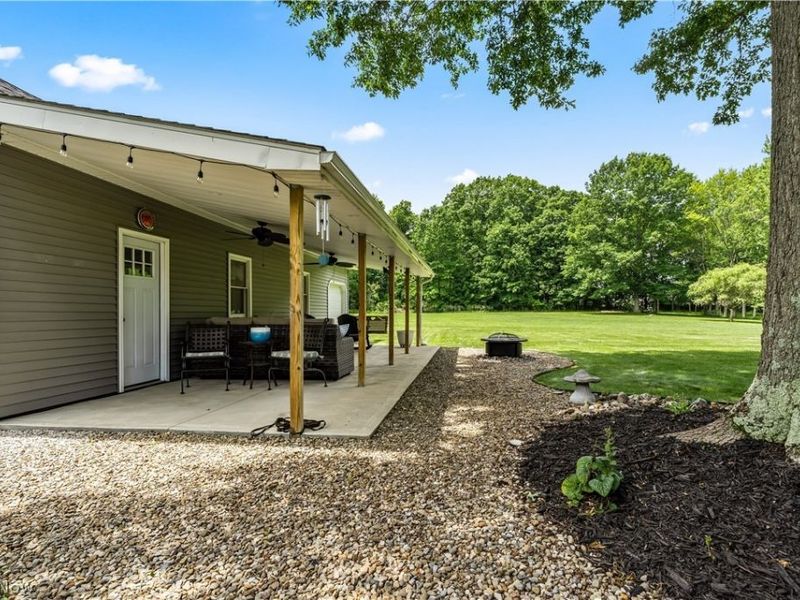 7694 Hartman Road , Wadsworth, OH 44281 Photo 10