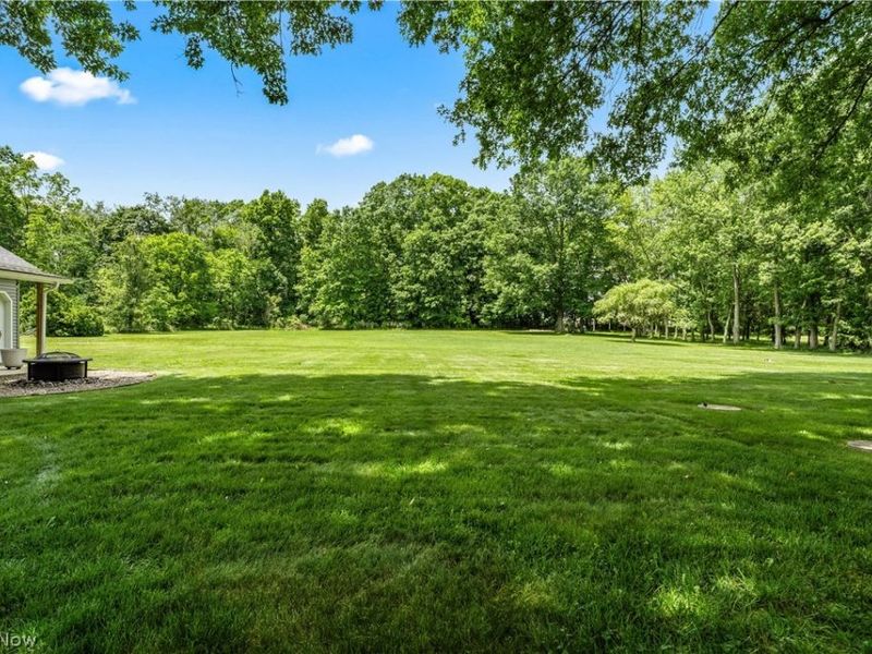 7694 Hartman Road , Wadsworth, OH 44281 Photo 13