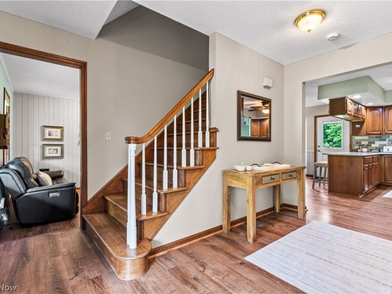 7694 Hartman Road , Wadsworth, OH 44281 Photo 16