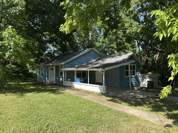 299 Cherry Street , Fordland, MO 65652