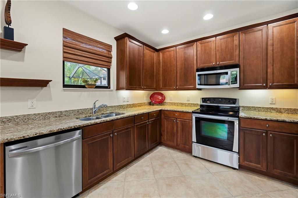 1224 Manado Dr , Naples, FL 34113 Photo