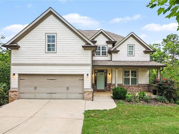 34 Bridgestone Way SE, Cartersville, GA 30120