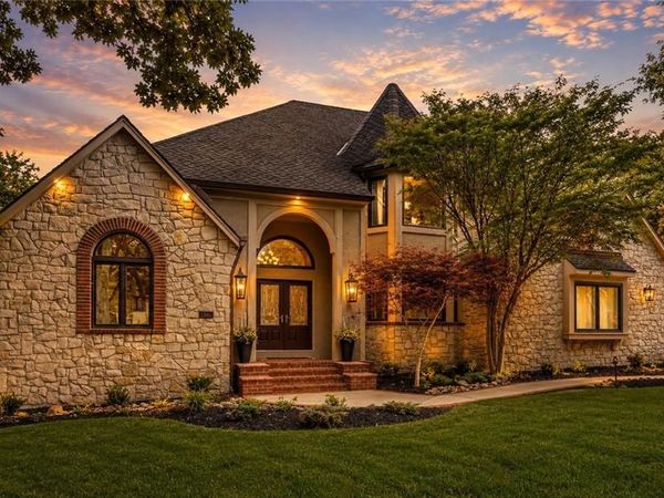 1305 NW 43rd Terrace, Kansas City, MO 64116