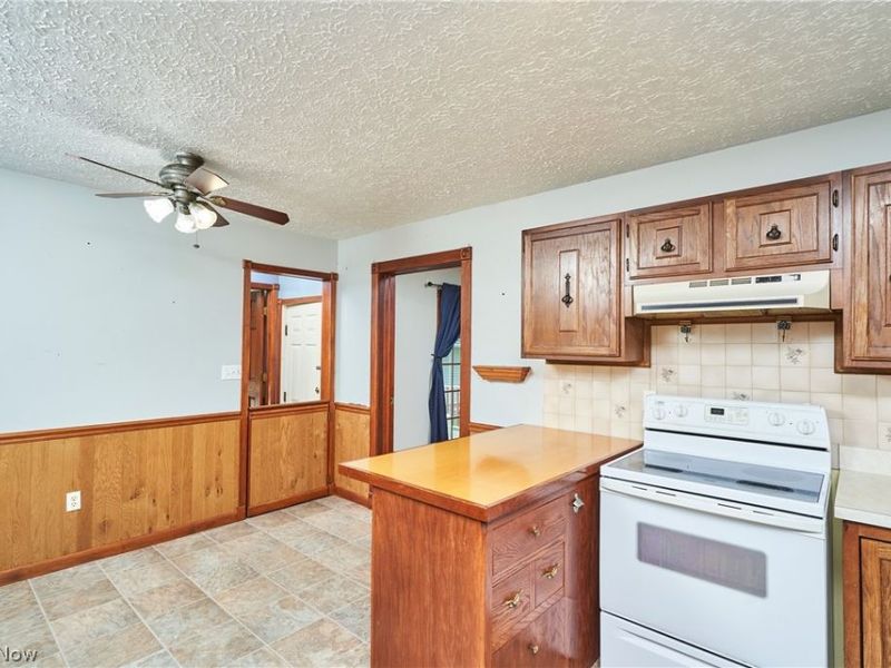 4055 Baird Road , Stow, OH 44224 Photo 9
