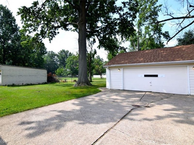 232 E 293rd Street, Willowick, OH 44095 Photo 26