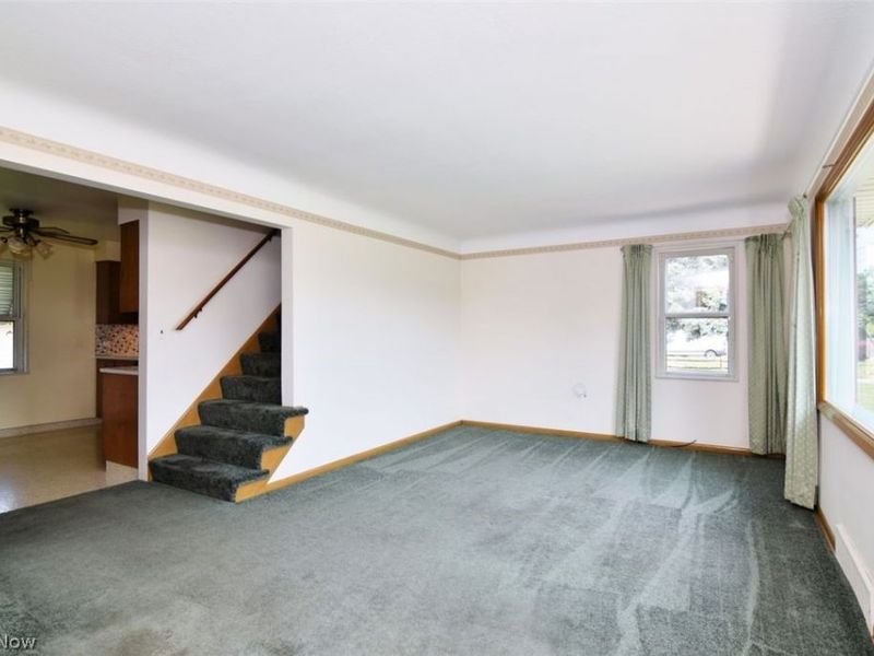 232 E 293rd Street , Willowick, OH 44095 Photo 9