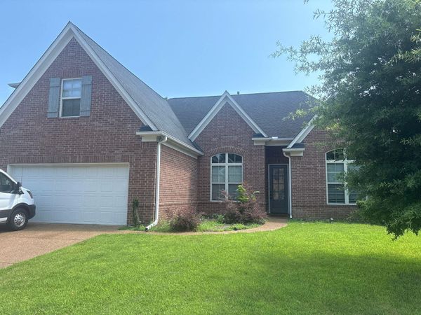 7931 COUNTRY LAKE DR, Bartlett, TN 38133
