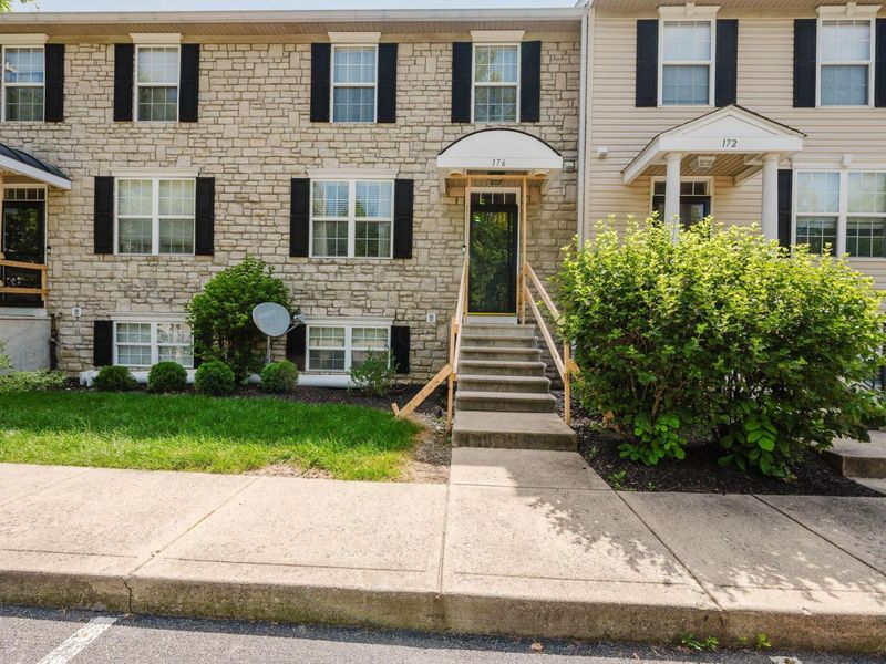 176 Preswicke Mill, Blacklick, OH 43004 Photo 1