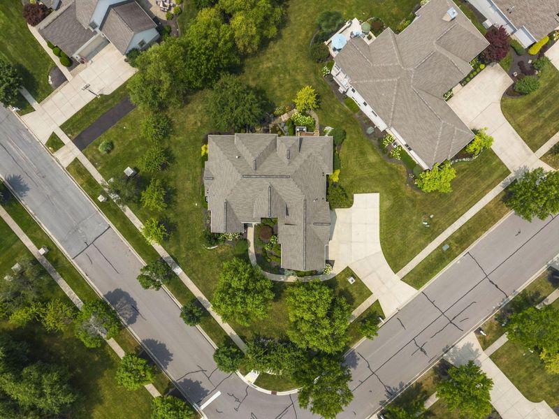 9889 Morris Drive , Dublin, OH 43017 Photo 93