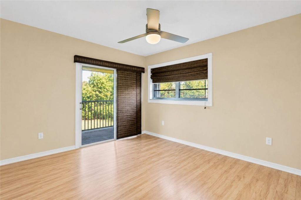 107 Spring Lake Court, Unit 206, Vero Beach, FL 32962 Photo