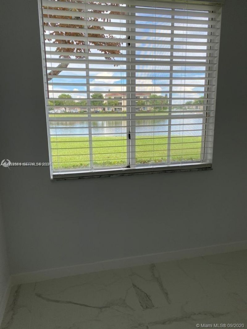 7980 N Nob Hill Rd , Unit 102, Tamarac, FL 33321 Photo