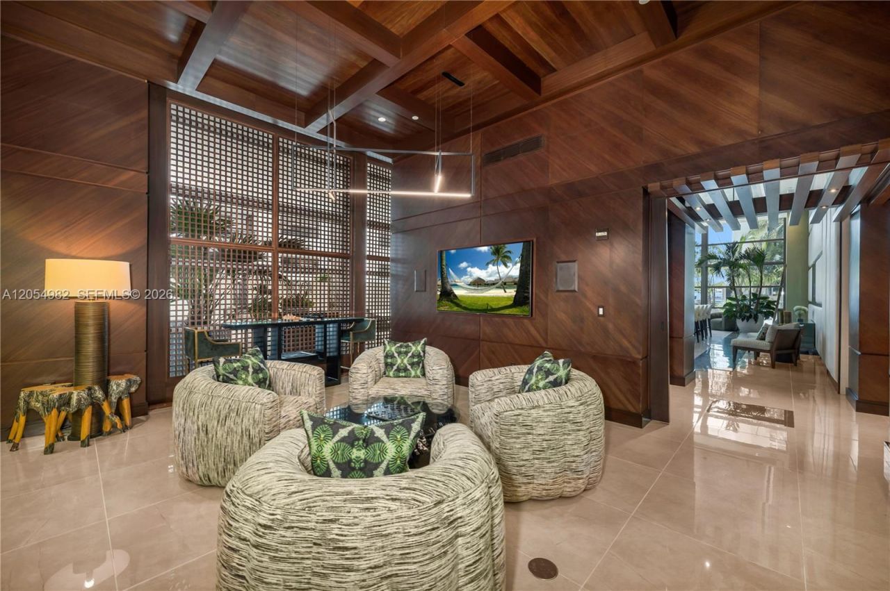 5875 Collins Ave, Unit 401, Miami Beach, FL 33140 Photo