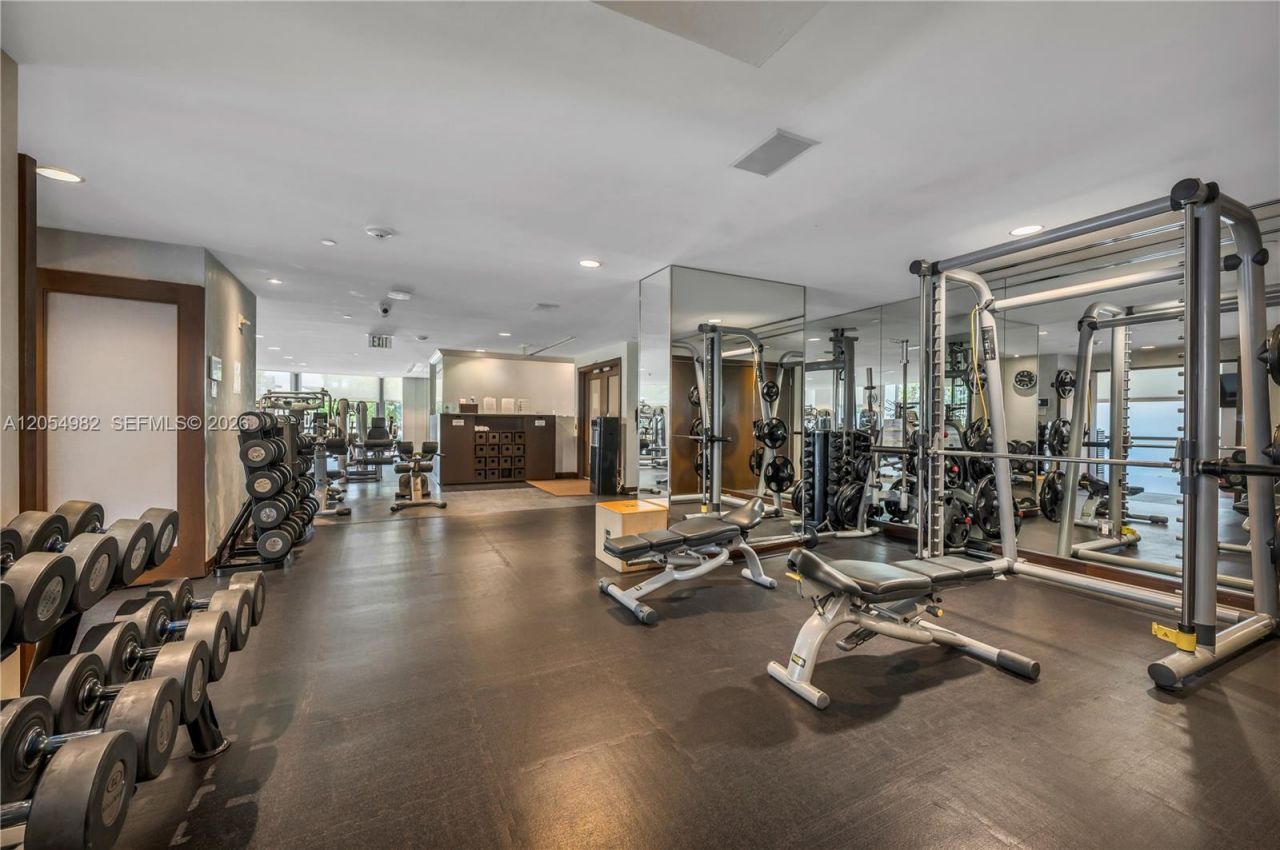 5875 Collins Ave, Unit 401, Miami Beach, FL 33140 Photo