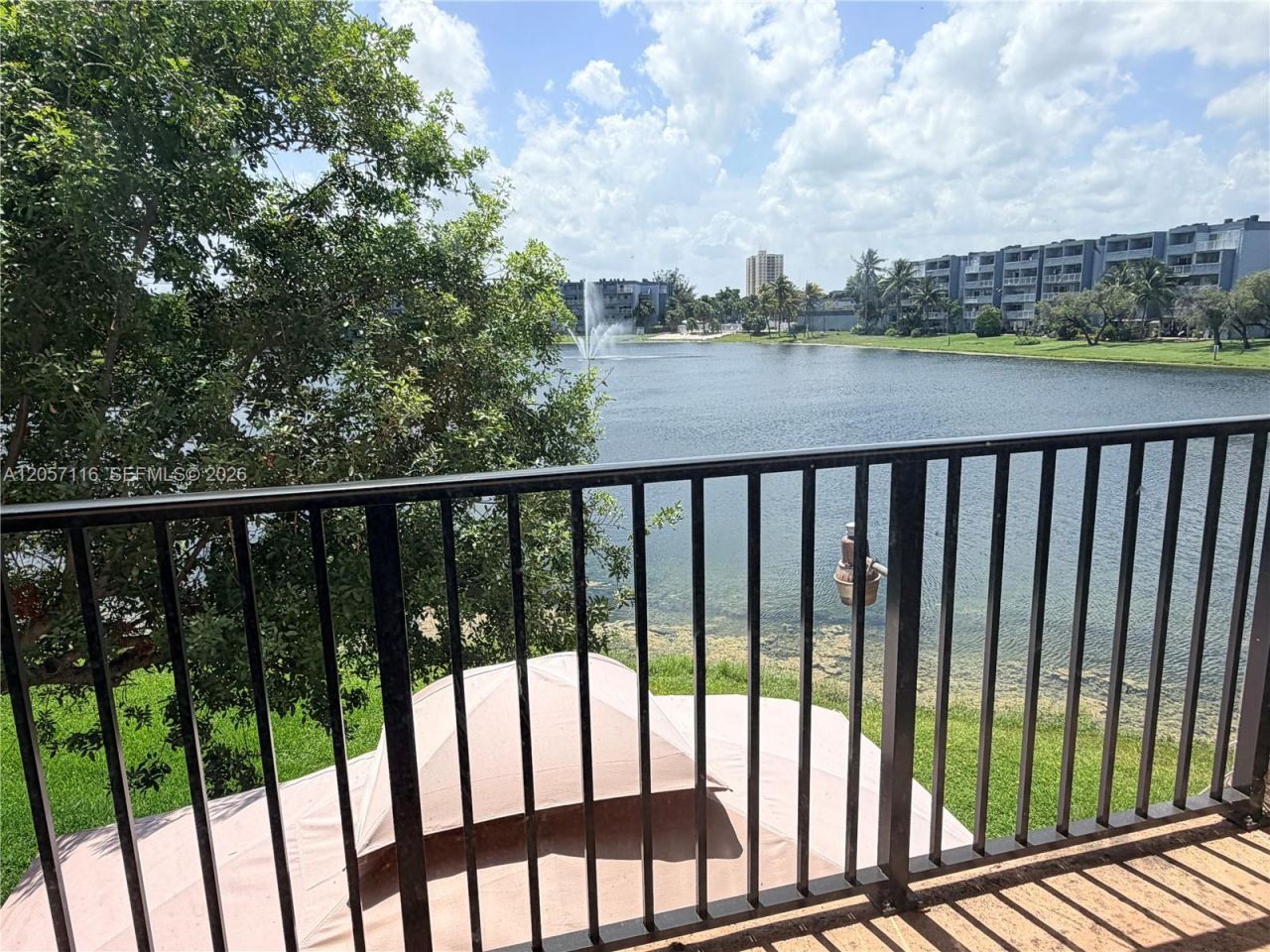 9135 Fontainebleau Blvd, Unit 7, Miami, FL 33172 Photo