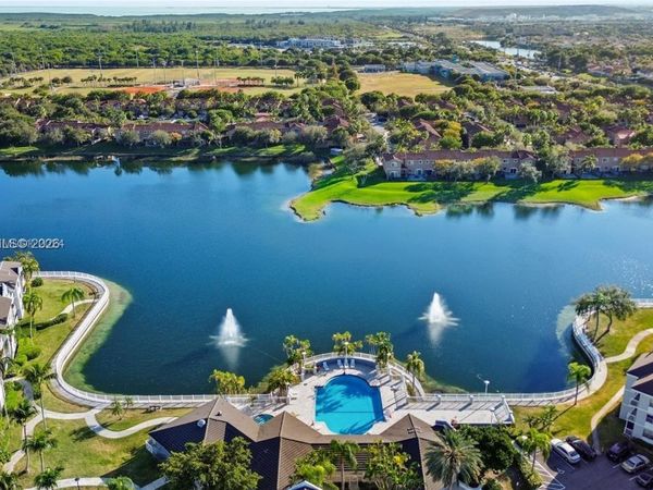 8670 SW 212th St, Unit 306, Cutler Bay, FL 33189
