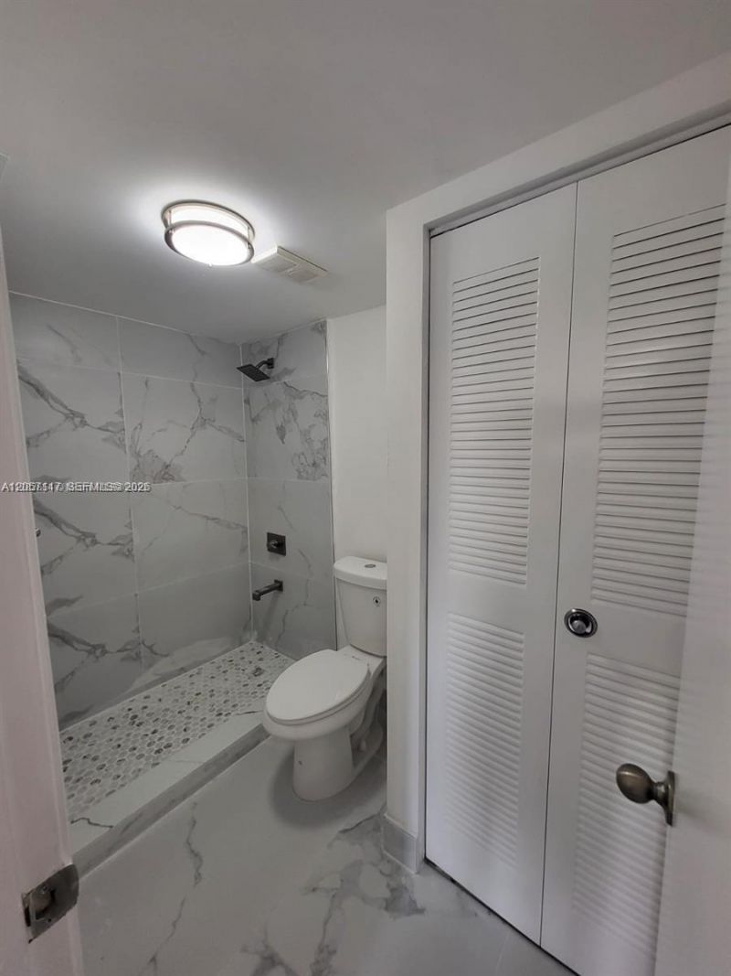 8670 SW 212th St, Unit 306, Cutler Bay, FL 33189 Photo