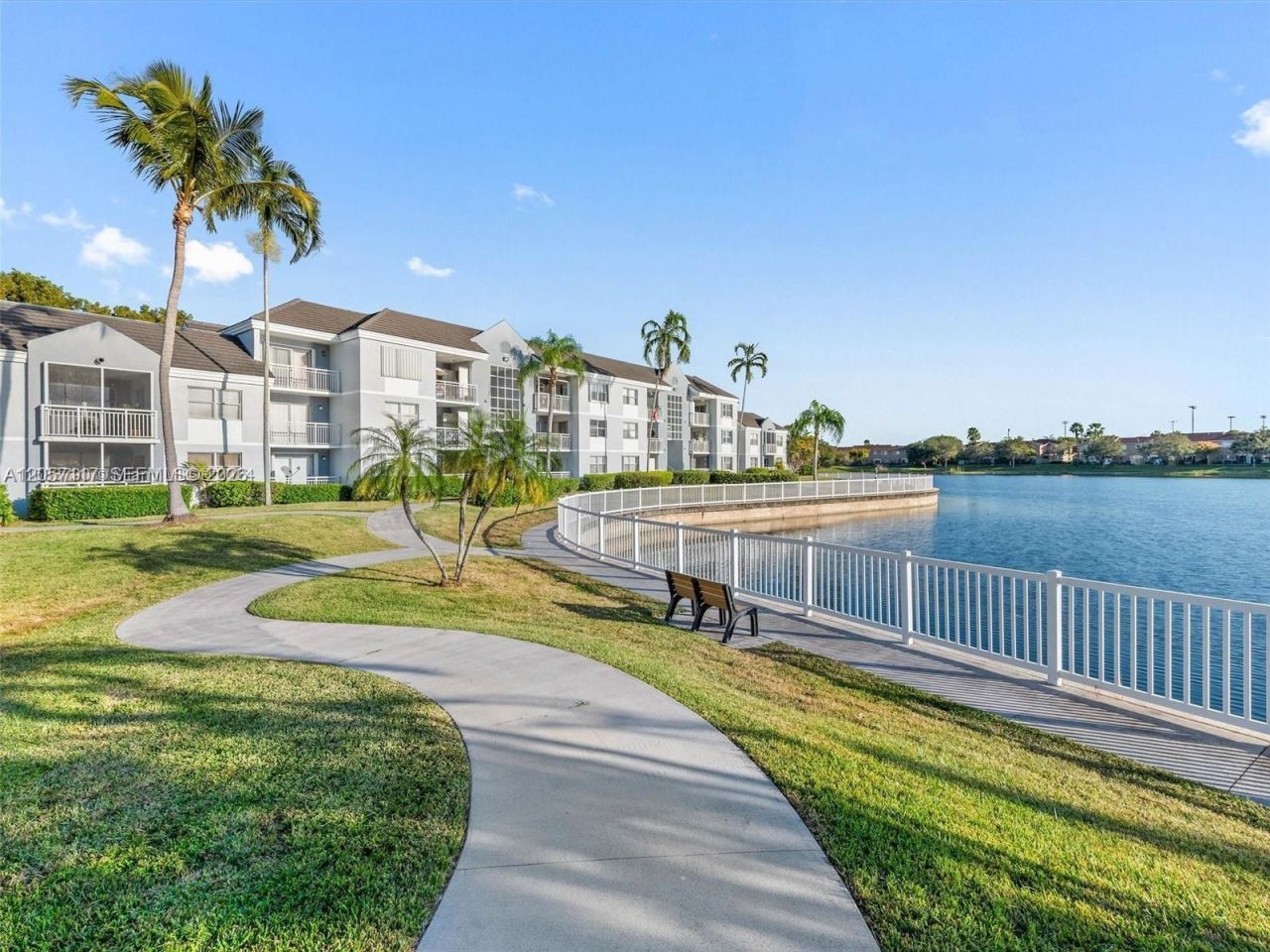 8670 SW 212th St, Unit 306, Cutler Bay, FL 33189 Photo