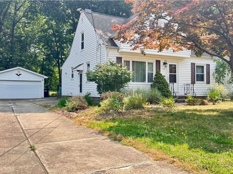 627 Trebisky Road , South Euclid, OH 44143 Photo 2