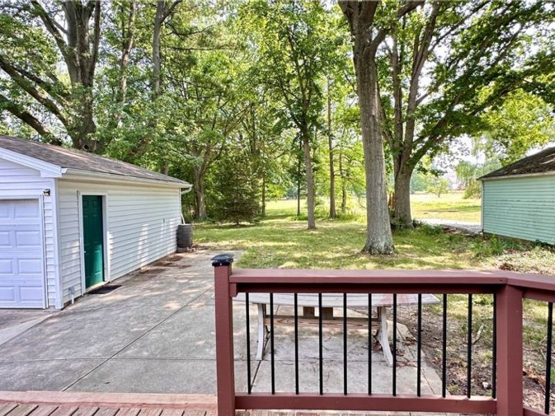 627 Trebisky Road, South Euclid, OH 44143 Photo 5