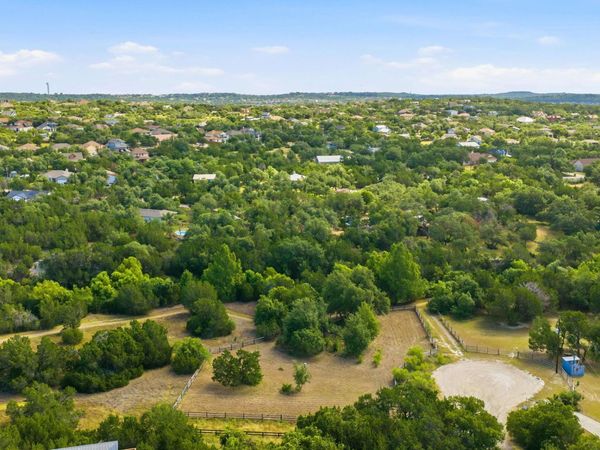 10400 Lake Park DR , Dripping Springs, TX 78620