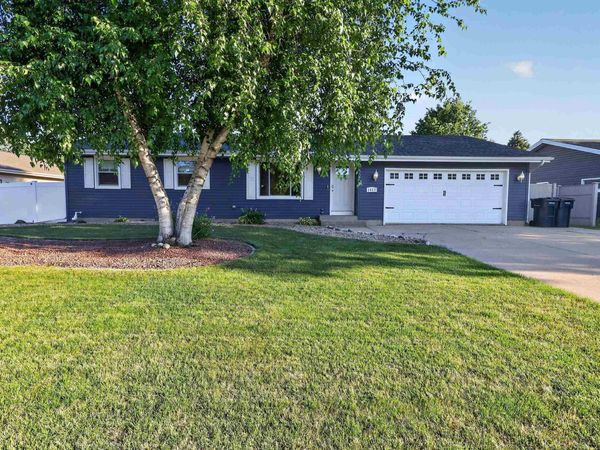 1411 Wolcott Street, Janesville, WI 53546