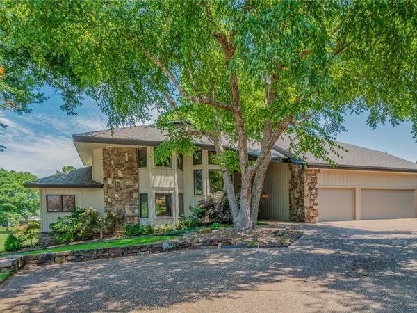 4401 Bogey Drive, Springdale, AR 72764