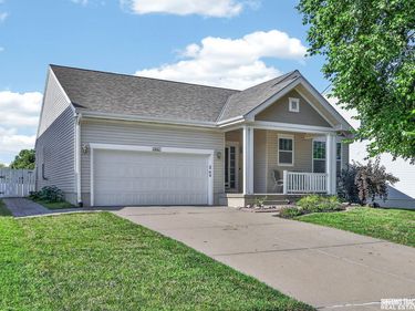 19027 B Street, Omaha, NE 68130