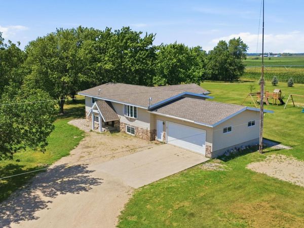 42684 245th Street , Belgrade, MN 56312