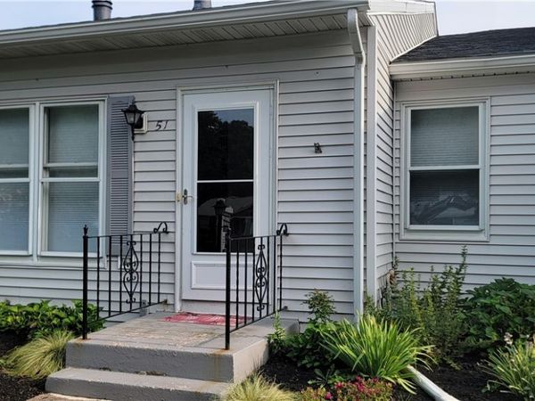 51 The Common , Lockport, NY 14094