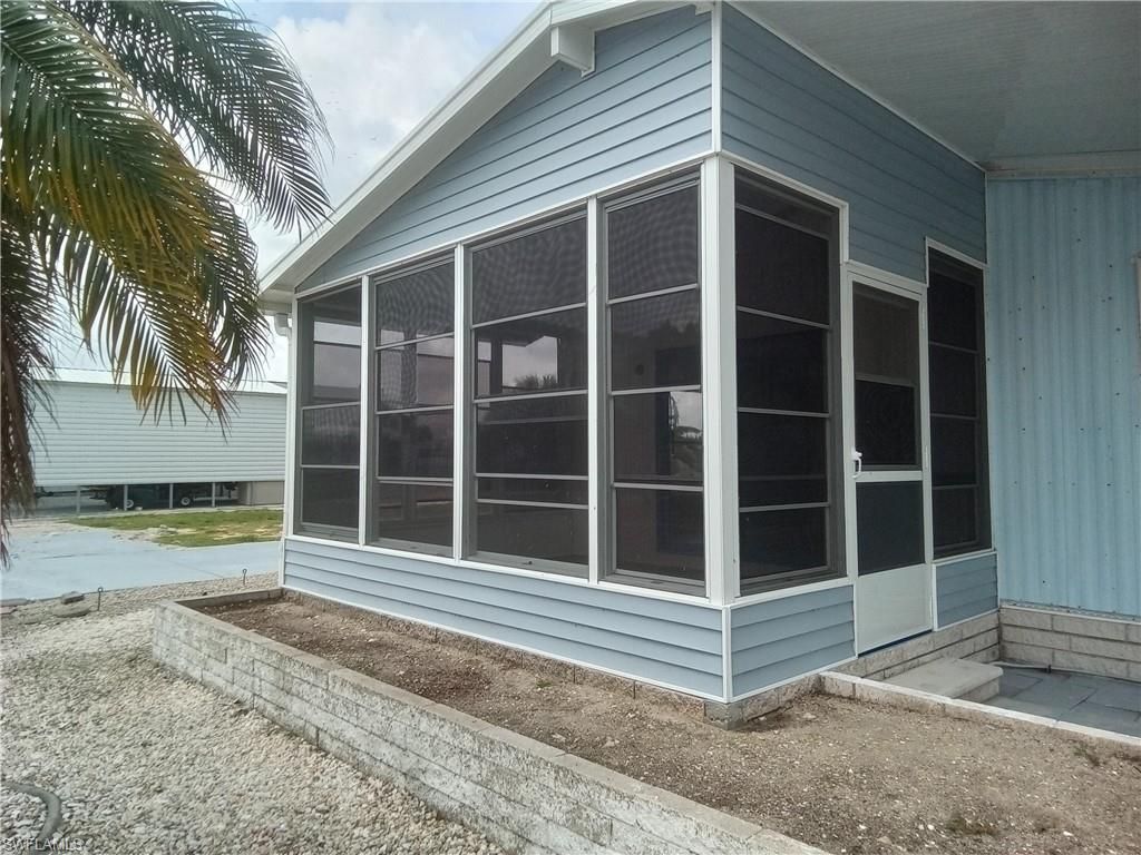 4999 Gulfgate Ln, Saint James City, FL 33956 Main Photo