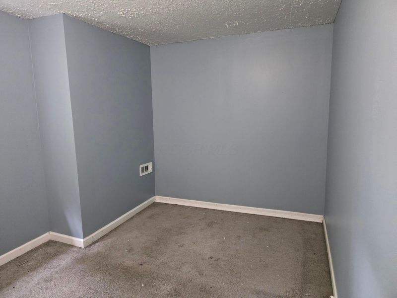 315 S Shaffer Street , Springfield, OH 45506 Photo 7