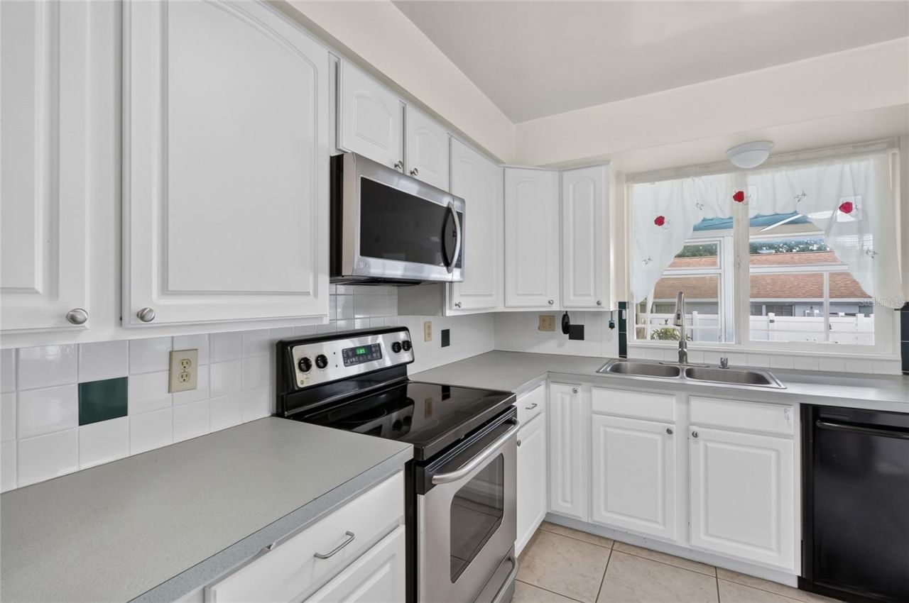 118 Browning Circle , Winter Haven, FL 33884 Photo