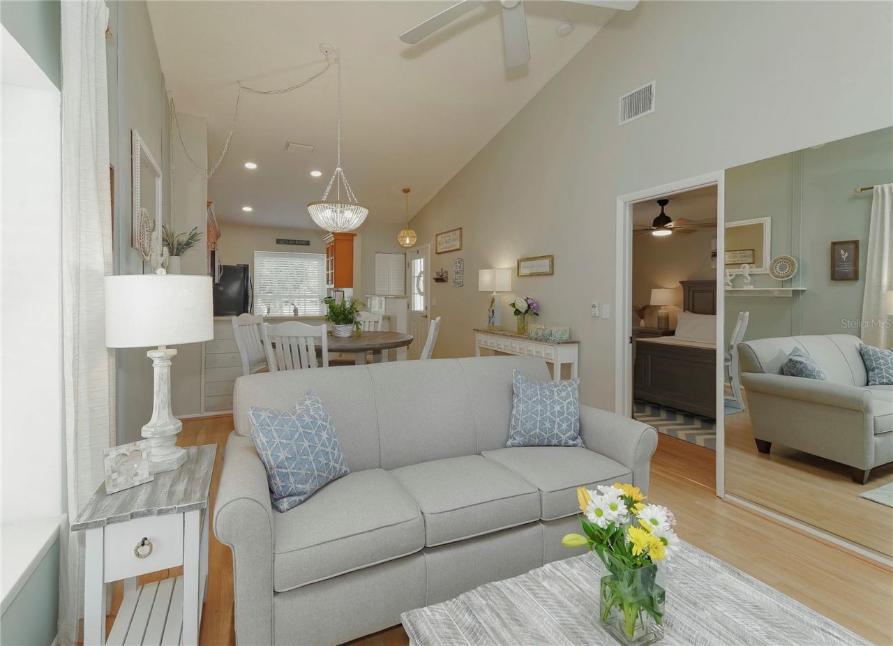 12223 Sun Vista Court E, Treasure Island, FL 33706 Photo