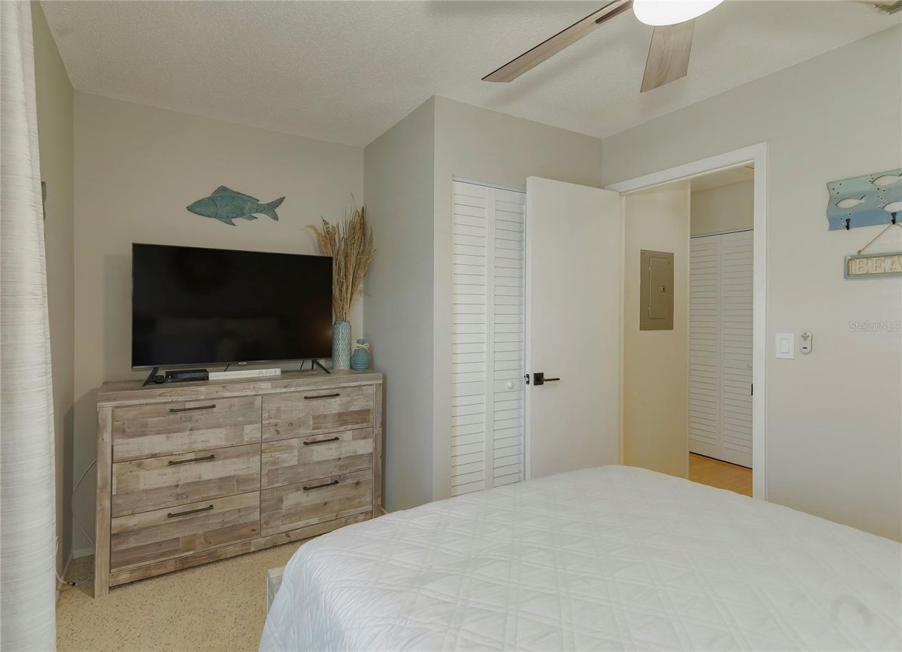 12223 Sun Vista Court E, Treasure Island, FL 33706 Photo