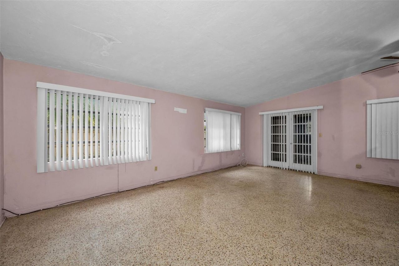 509 Broxburn Avenue , Tampa, FL 33617 Photo