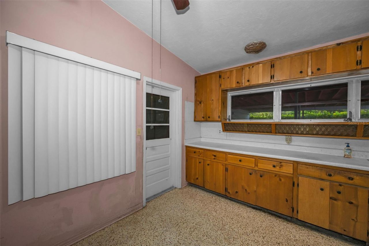 509 Broxburn Avenue , Tampa, FL 33617 Photo