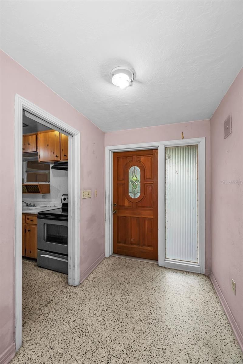509 Broxburn Avenue , Tampa, FL 33617 Photo