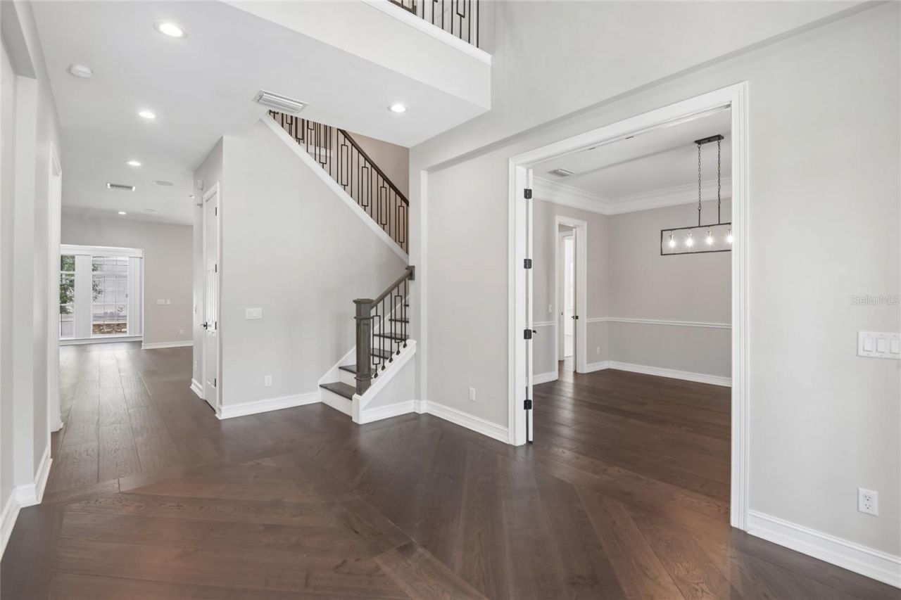 5105 W Neptune Way, Tampa, FL 33609 Photo