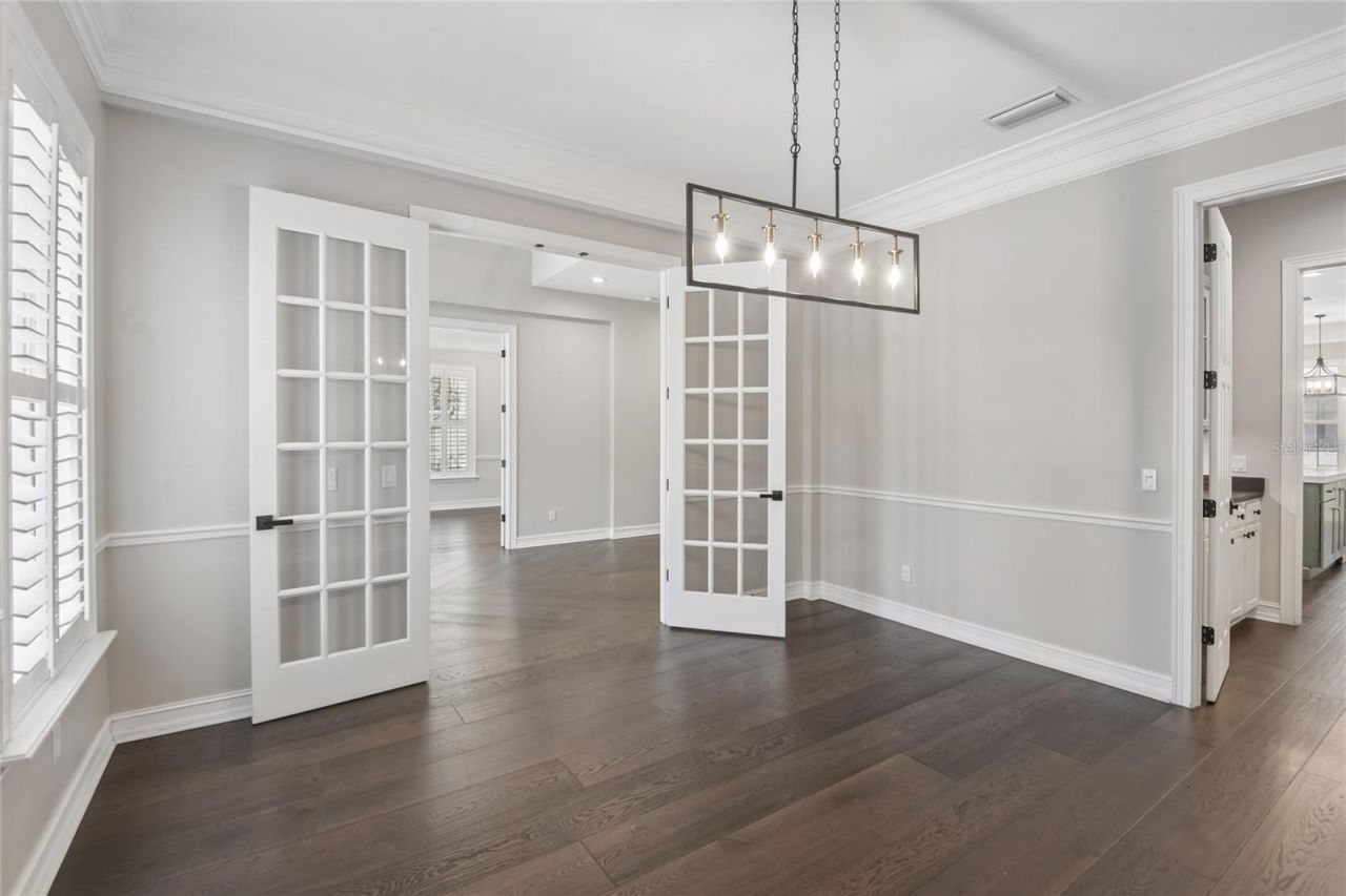 5105 W Neptune Way, Tampa, FL 33609 Photo