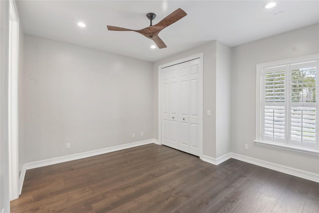 5105 W Neptune Way, Tampa, FL 33609 Photo