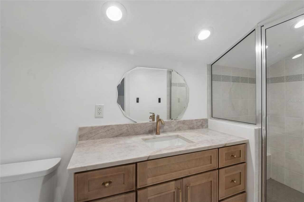 5105 W Neptune Way, Tampa, FL 33609 Photo