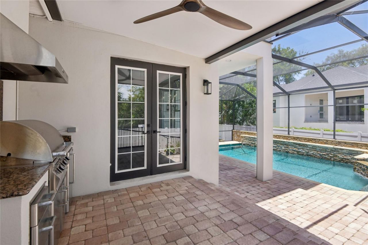 5105 W Neptune Way, Tampa, FL 33609 Photo